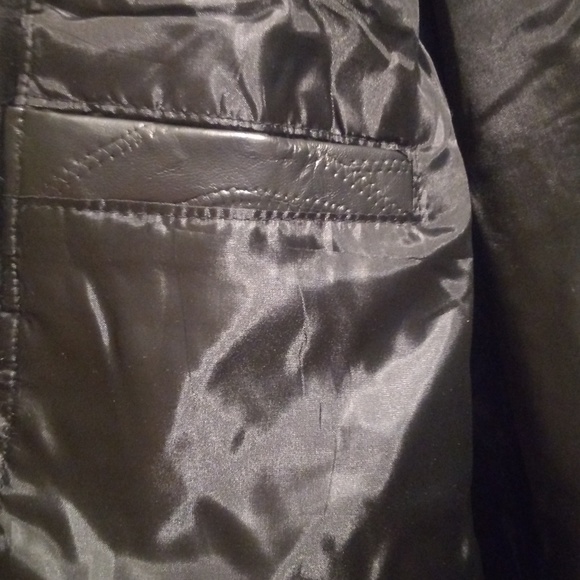 Leather coat - Picture 5 of 7